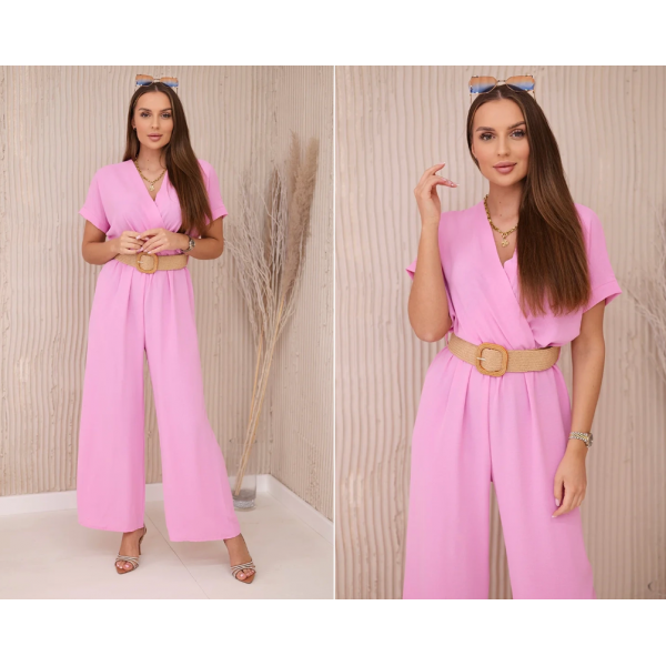 Kombinezon s ukrasnim remenom